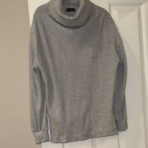 GAP Gray Turtleneck Sweater